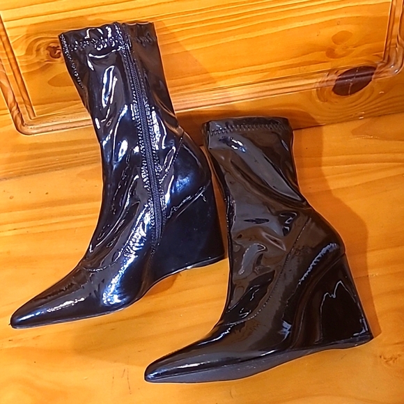 Sexy Narrow Wedge Fitted Go-Go Boots - Picture 6 of 8